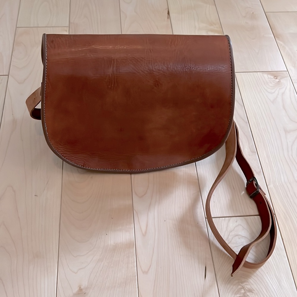 Mahogany leather saddle bag - Picture 5 of 6